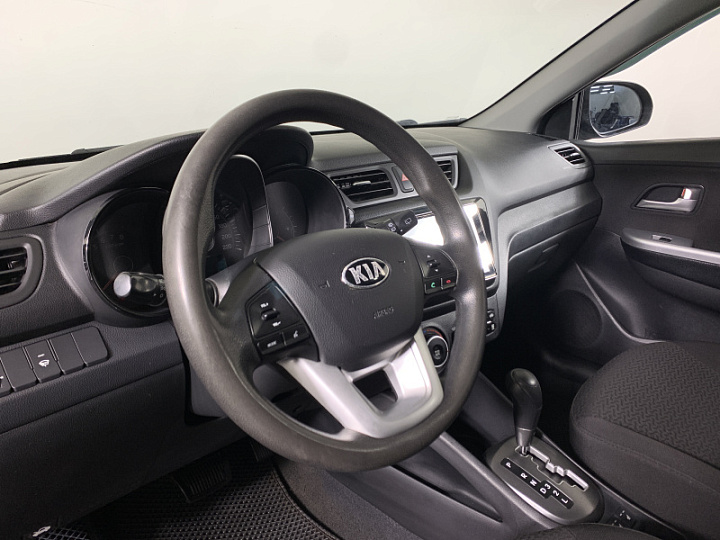 KIA Rio 1.6, 2013 года, Автоматическая, ЧЕРНЫЙ