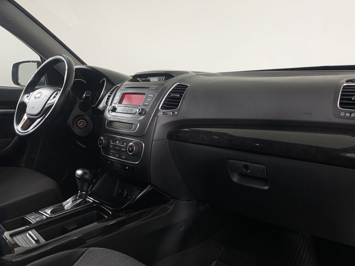 KIA Sorento 2.4, 2017 года, Автоматическая, ЧЕРНЫЙ