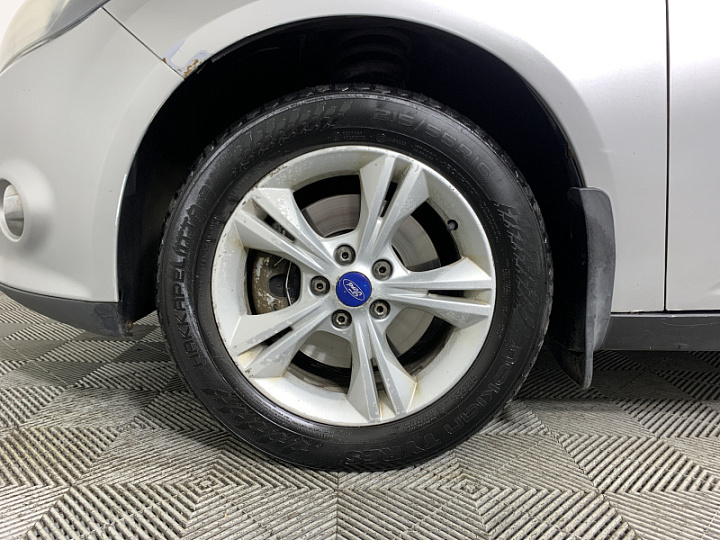 FORD Focus 2, 2012 года, Робот, Серебристый