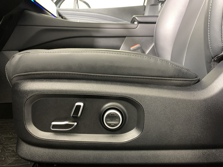 OMODA C7 1.6, 2025 года, Робот, СЕРЫЙ