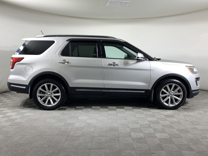 FORD Explorer 3.5, 2018 года, Автоматическая, Серебристый