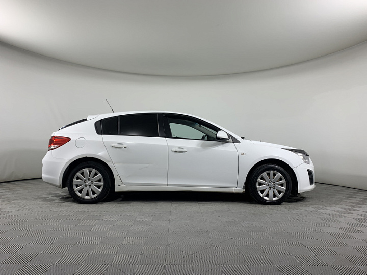 CHEVROLET Cruze 1.8, 2013 года, Механика, БЕЛЫЙ
