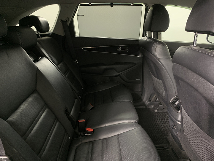 KIA Sorento 2.2, 2018 года, Автоматическая, ЧЕРНЫЙ