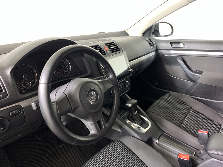 VOLKSWAGEN Jetta 1.6, 2010 года, Автоматическая, ЧЕРНЫЙ