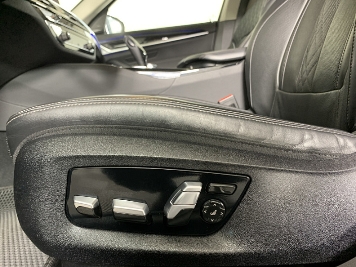 BMW 5 серии 2, 2021 года, Автоматическая, ЧЕРНЫЙ