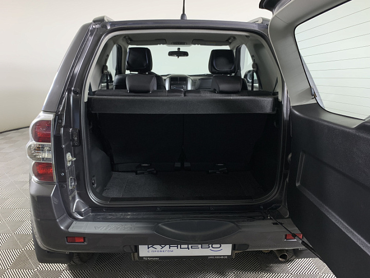 Suzuki Grand Vitara 2.4, 2011 года, Автоматическая, Серый