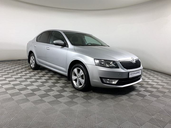 SKODA Octavia 1.8, 2014 года, Робот, Серебристый