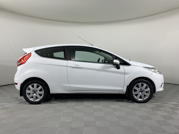 FORD Fiesta 1.4, 2010 года, Автоматическая, БЕЛЫЙ