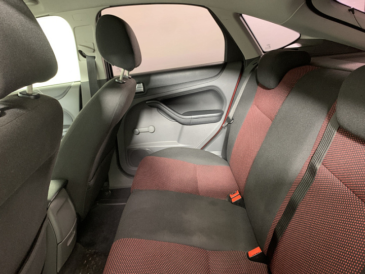FORD Focus 1.8, 2006 года, Механика, Вишневый