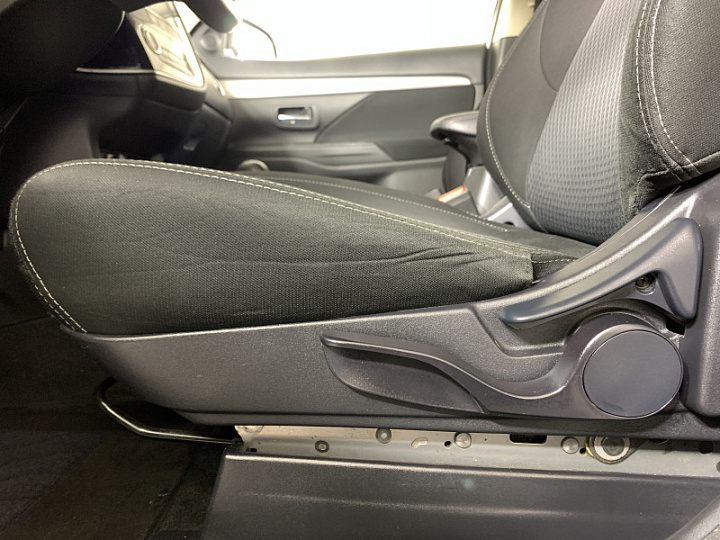 MITSUBISHI Outlander 2, 2018 года, Вариатор, БЕЛЫЙ