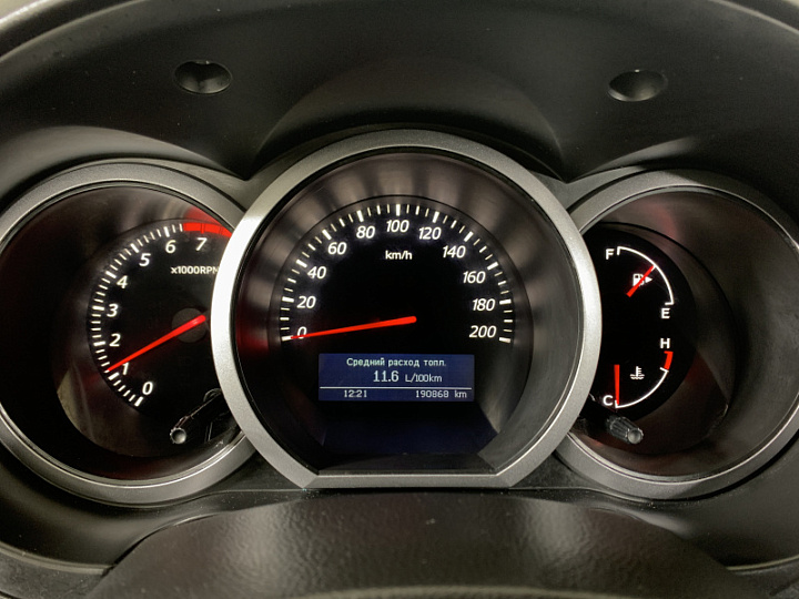 SUZUKI Grand Vitara 1.6, 2010 года, Механика, БЕЖЕВЫЙ