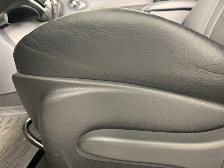 NISSAN Juke 1.6, 2012 года, Вариатор, ЧЕРНЫЙ