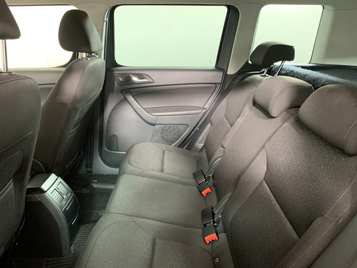 SKODA Yeti 1.6, 2016 года, Автоматическая, ТЕМНО-СЕРЫЙ