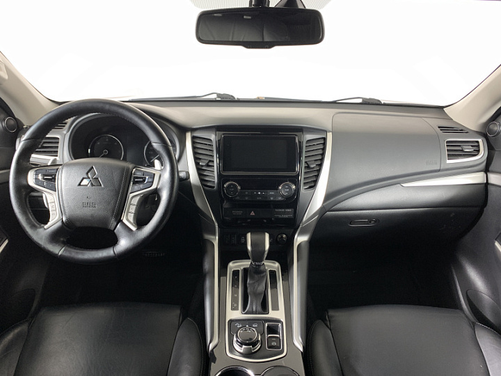 MITSUBISHI Pajero Sport 2.4, 2018 года, Автоматическая, СЕРЫЙ