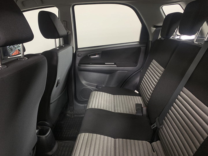 SUZUKI SX4 1.6, 2010 года, Механика, ОРАНЖЕВЫЙ