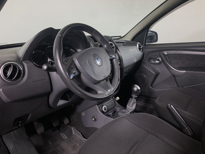Renault Duster 1.6, 2015 года, Механика, Темно-Коричневый