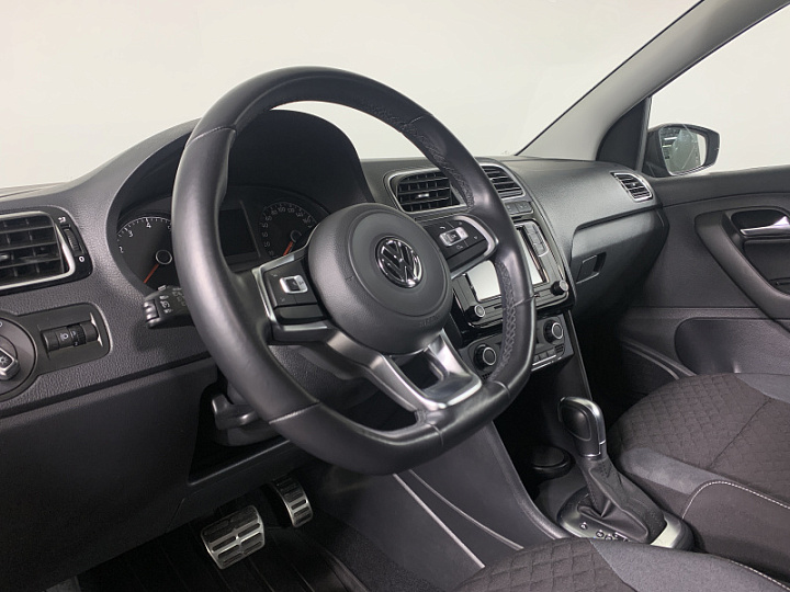 VOLKSWAGEN Polo 1.6, 2018 года, Автоматическая, КОРИЧНЕВЫЙ