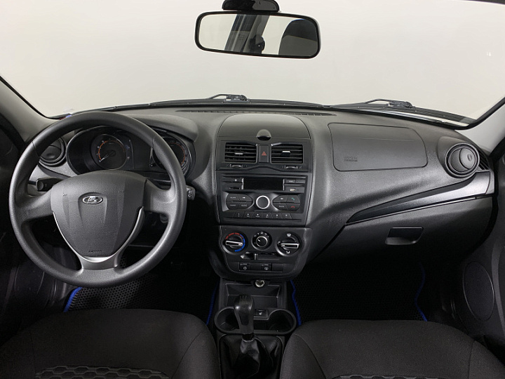 Lada Granta 1.6, 2023 года, Механика, БЕЛЫЙ