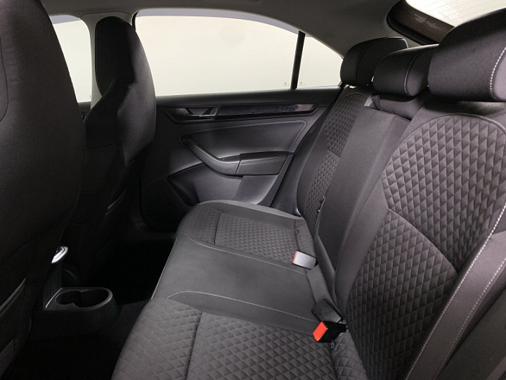 Skoda Rapid 1.4, 2017 года, dsg-7, Коричневый