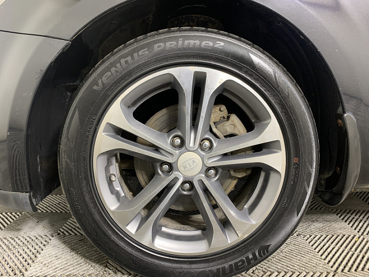 KIA Ceed 1.4, 2011 года, Механика, Черный перламутр