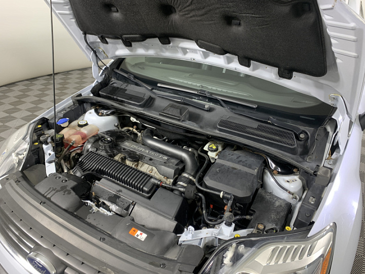 FORD Kuga 2.5, 2012 года, Автоматическая, Серебристый