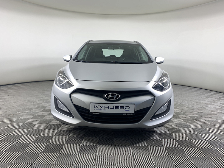 HYUNDAI i30 1.6, 2013 года, Автоматическая, Серебристый