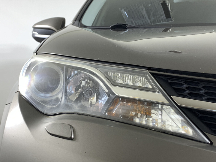 Toyota RAV4 2, 2013 года, Автоматическая, Бронзовый