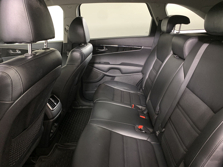 KIA Sorento 2.4, 2020 года, Автоматическая, Коричневый