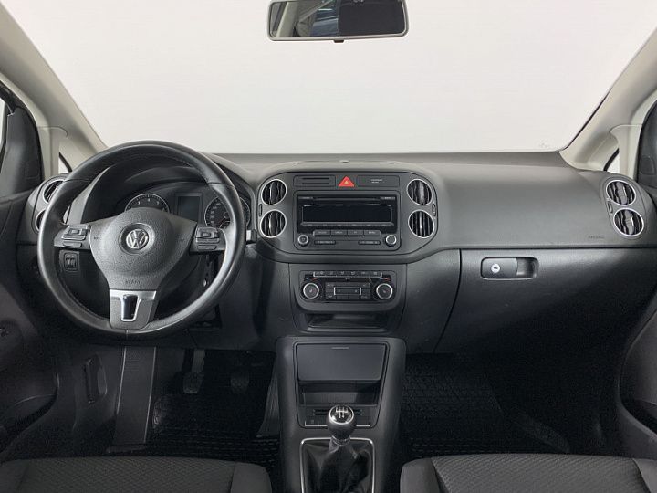 VOLKSWAGEN Golf Plus 1.6, 2011 года, Механика, Серо-коричневый