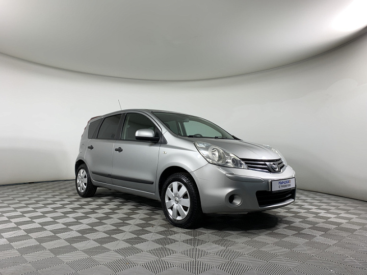 NISSAN Note 1.4, 2011 года, Механика, Серебристый