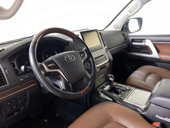 TOYOTA Land Cruiser 4.5, 2016 года, Автоматическая, БЕЛЫЙ