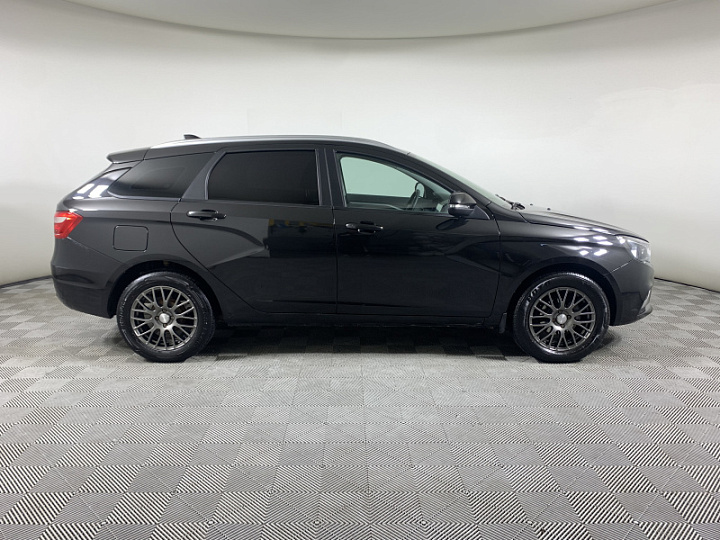 LADA (ВАЗ) Vesta 1.6, 2018 года, Механика, Черный