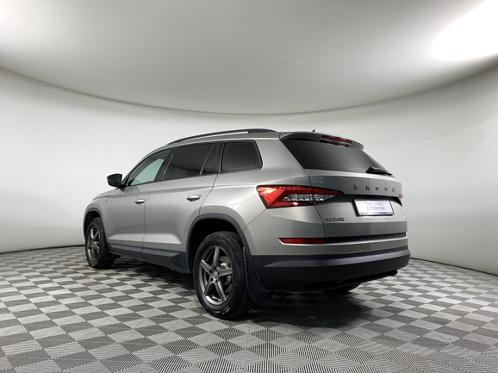 SKODA Kodiaq 1.4, 2019 года, Робот, БЕЖЕВЫЙ