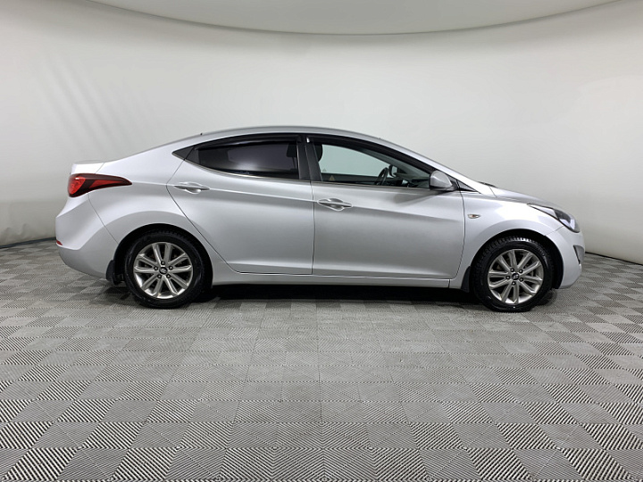 HYUNDAI Elantra 1.6, 2015 года, Автоматическая, Серебристый