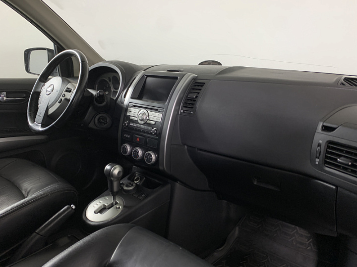 NISSAN X-Trail 2.5, 2010 года, Вариатор, ЧЕРНЫЙ
