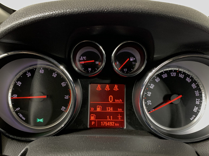 Opel Mokka 1.8, 2013 года, Автоматическая, Оранжевый