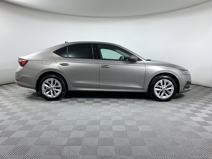 SKODA Octavia 1.4, 2021 года, Автоматическая, КОРИЧНЕВЫЙ