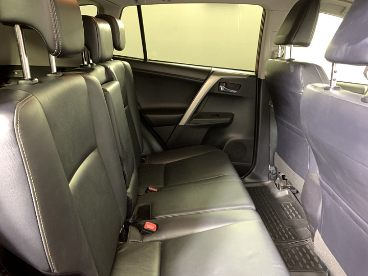 TOYOTA RAV4 2.2, 2013 года, Автоматическая, КРАСНЫЙ