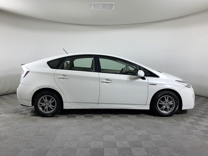 TOYOTA Prius 1.8, 2009 года, Автоматическая, БЕЛЫЙ