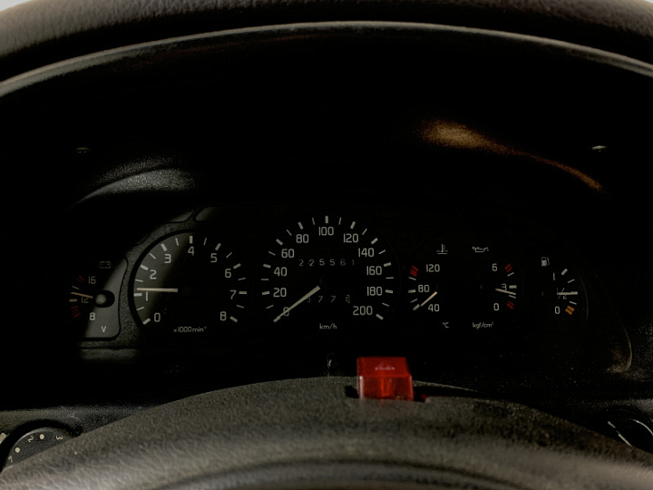 ГАЗ 31105 «Волга» 2.3, 2005 года, Механика, Серебристый