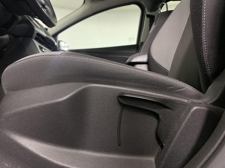 FORD Focus 1.6, 2013 года, Робот, ЧЕРНЫЙ