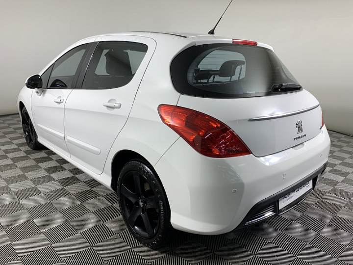 Peugeot 308 1.6, 2011 года, Автоматическая, Белый