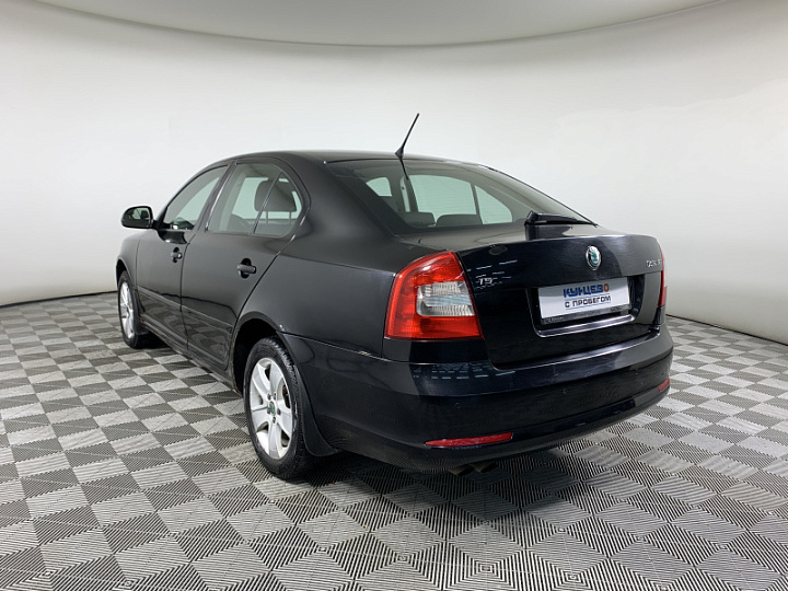 SKODA Octavia 1.8, 2012 года, Автоматическая, ЧЕРНЫЙ