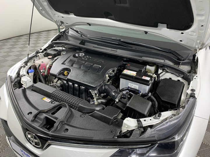 TOYOTA Corolla 1.6, 2022 года, Вариатор, БЕЛЫЙ