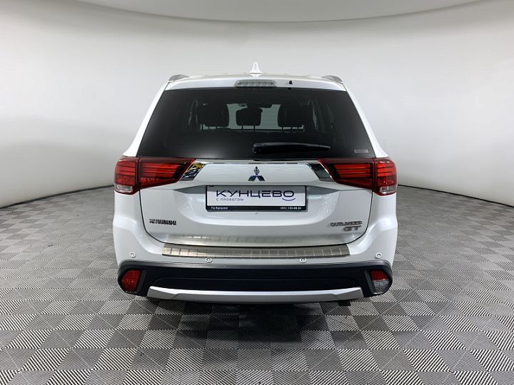 MITSUBISHI Outlander 3, 2018 года, Автоматическая, БЕЛЫЙ