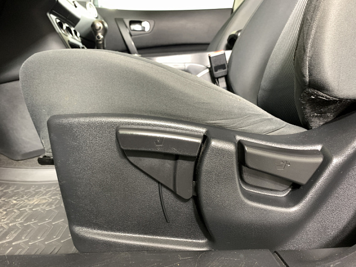 NISSAN Qashqai 1.6, 2013 года, Вариатор, ЧЕРНЫЙ