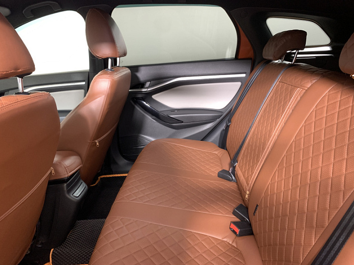 Lada Vesta 1.6, 2021 года, Вариатор, ОРАНЖЕВЫЙ