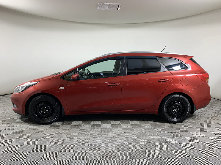 KIA Ceed 1.6, 2013 года, Автоматическая, КРАСНЫЙ