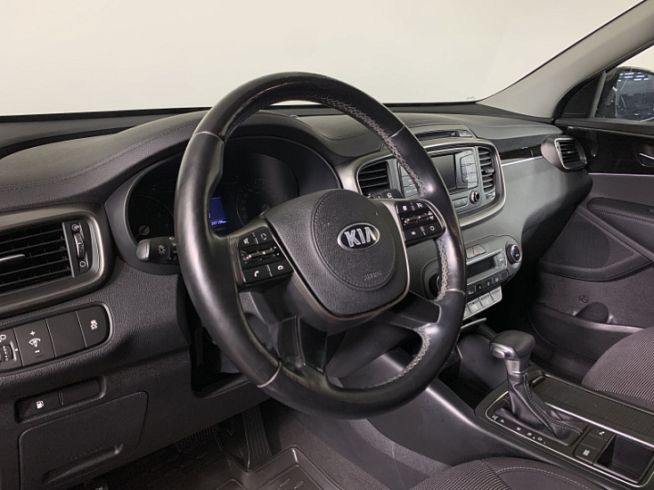 KIA Sorento 2.4, 2018 года, Автоматическая, СЕРЫЙ