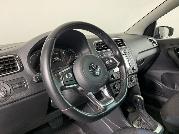 VOLKSWAGEN Polo 1.6, 2019 года, Автоматическая, СЕРЫЙ